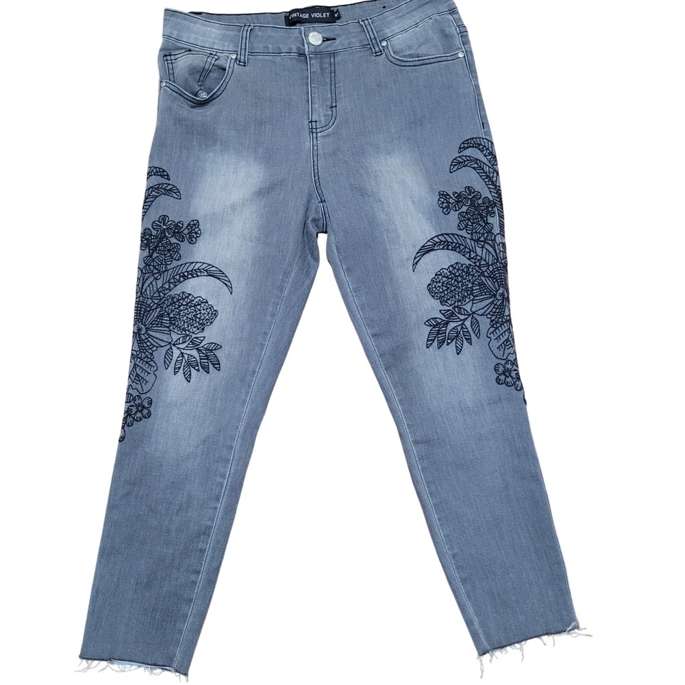 Vintage Violet Women's Gray  Distressed Embroidered Skinny Jeans Size‎ 10P boho